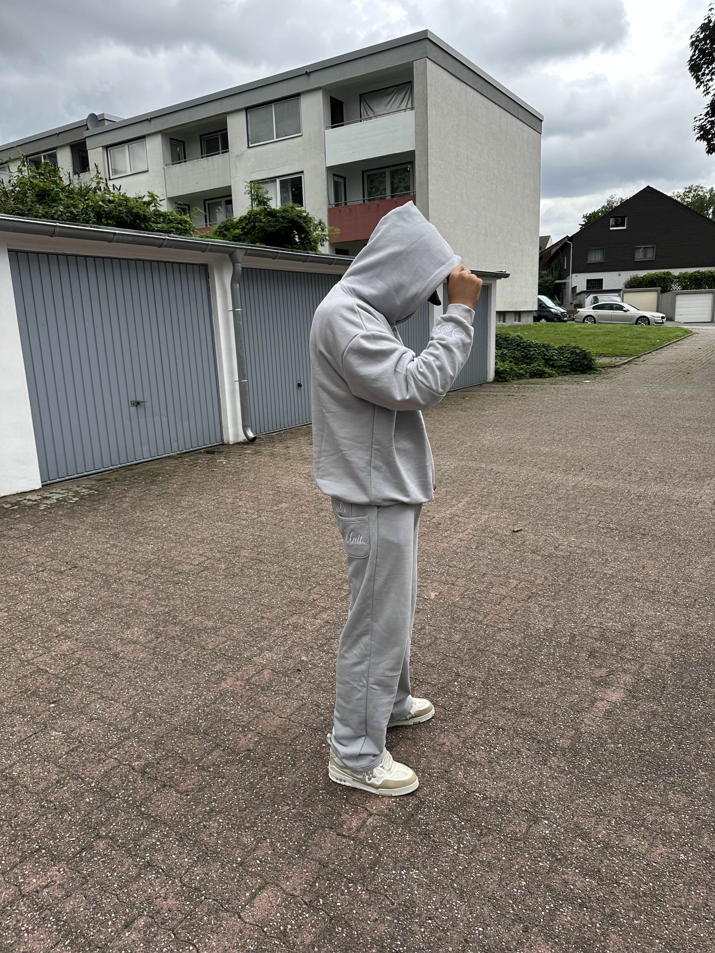 𝘖𝘗𝘌𝘕 𝘓𝘌𝘎 𝘑𝘖𝘎𝘎𝘌𝘙 𝘓𝘐𝘎𝘏𝘛 𝘎𝘙𝘌𝘠